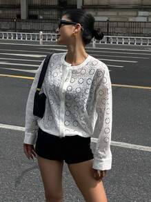 DAZY 女款圓領對比蕾絲寬鬆透視長袖襯衫校園風 - 白色 - 查看 4