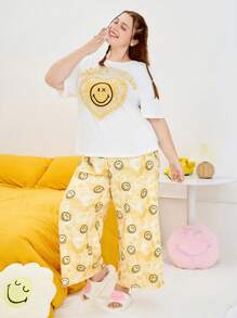 SmileyWorld® | SHEIN Plus Size   Women Summer  Y2K Cleanfit Casual Rave Outfits Festival  Punk Cover Up  Retro Vintage Cartoon Casual Cute Funny Loose Knit  Butter Yellow Cartoon Heart Smiling Face Tie-Dye Pattern Short Sleeve T-Shirt And Pants 2-Piece Pajamas Set