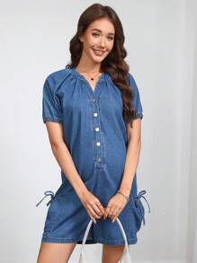 SHEIN Mono informal de tela vaquera de manga corta con cuello con muesca para maternidad