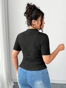 Áo thun ngắn tay thêu jacquard cỡ lớn Elenzga – Eo nhún, chi tiết cúc, màu đen, thích hợp cho mùa hè và năm mới. - màu đen - Xem 2