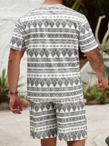 Manfinity RSRT Conjunto de Camiseta de Manga Curta e Shorts em Plus Size para Homens