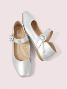 CUCCOO DOLLMOD Bailarinas cómodas y suaves de vestir estilo clásico para mujer con decoración de hebilla dorada y puntera cuadrada, zapatos de oficina/escuela de estilo retro y vintage - Plateado - Ver 9