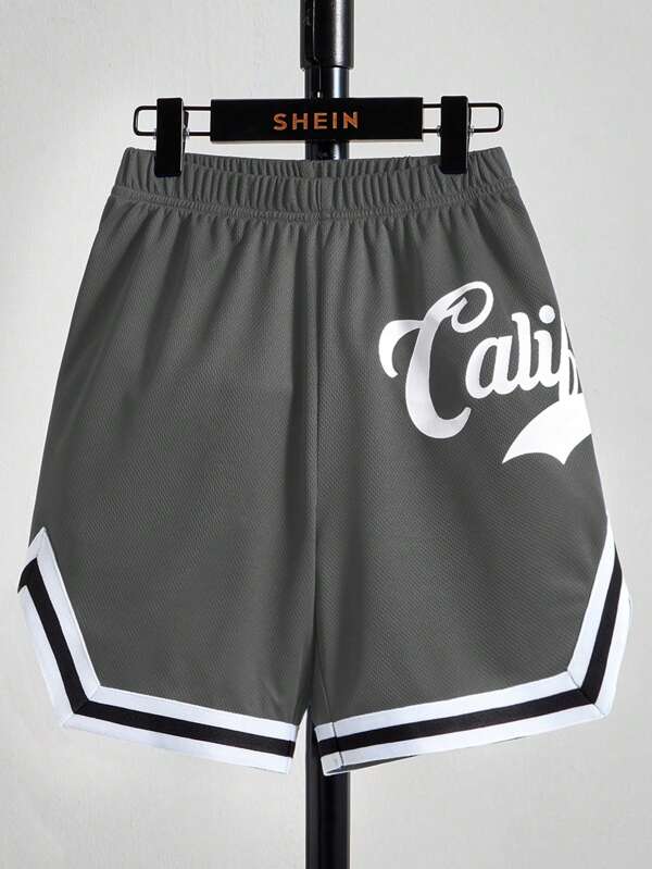 SHEIN Tween Boys Loose Knit Graphic Pattern Shorts