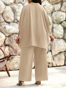 SHEIN Lady Spring And Summer Elegant Commuting Office Casual Boho Khaki Woven V Neck Batwing Sleeve Tape Ruffle Neck Long Short Sleeve Plus Size Co-Ords,Two Piece Set Women - Khaki - View 2