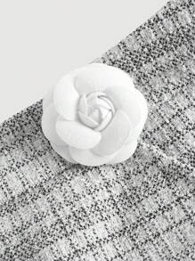 SHEIN MOD 黑白格纹 3D 花朵高腰粗花呢短裤 - 黑與白 - 查看 3