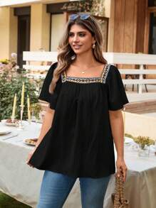 SHEIN LUNE Plus Size Women Square Neck Embroidery Tape Flowy Sleeve Retro Print Trim Blouse Top Cowgirl Summers For Women Graduation Spring Women Summer Clothes Graduation Easter Women Spring Summer Clothes Vacation Bohemia Easter Women Square Neck Tops Boho Tops For Women Boho Tops Peasant Tops Peasant Blouse