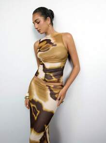 SHEIN X LOS FAVORITOS DE ANA GONZALEZ Maija 2025夏季不规则扎染印花无袖褶皱背心，时尚优雅，适合派对和都市通勤。 - 彩色 - 查看 2