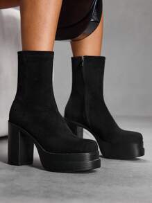 SHEIN X Lucía Bellido CUCCOO SZL 1 par de botas de media caña de moda con suela gruesa y tacón alto para mujer - Negro - Ver 5