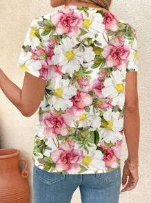 SHEIN Clasi Camiseta holgada con estampado de flores de hibisco y mangas huecas para mujeres, ligeramente transparente, adecuada para regalos de verano para la madre, vacaciones relajadas, primavera, estilo bohemio, vacaciones - Multicolor - Ver 2