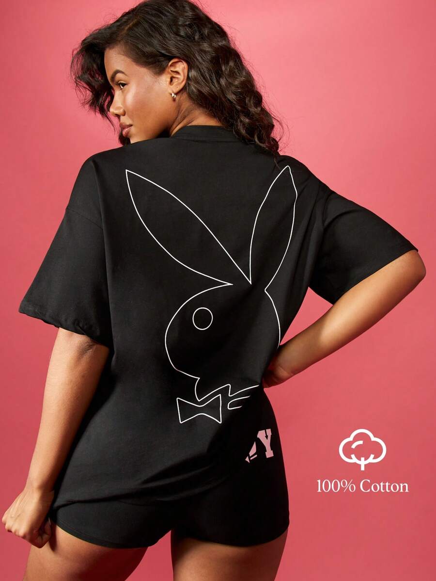 Missguided x Playboy 国旗图案 T 恤超大棉质 T 恤街头时尚兔子标志印花前后设计都市风格经典休闲舒适日常穿着赛车 - 黑色 - 查看 1