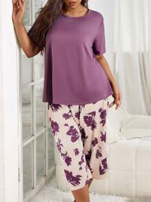 SHEIN Bộ đồ ngủ áo tay ngắn trơn và quần Capri in hoa cỡ lớn dành cho nữ, thường ngày, trang phục - Màu đỏ tím - Xem 5