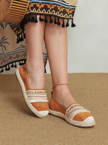 Styleloop Women's Vacation Casual Contrast Color Splicing Sequins Decor Flat Loafers - Brown - View 7