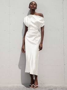 Aveloria Modichic Đầm dài bằng vải satin chéo vai không đối xứng cổ nhún eo thiết kế cho nữ - trắng - Xem 6