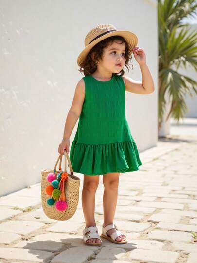 SHEIN Playful Pals 女童荷叶边无袖纯色连衣裙，休闲舒适的夏季公主裙，适合外出和叠穿。女婴服装 女童连衣裙 女婴服装 连衣裙 夏季女童服装 连衣裙 休闲连衣裙