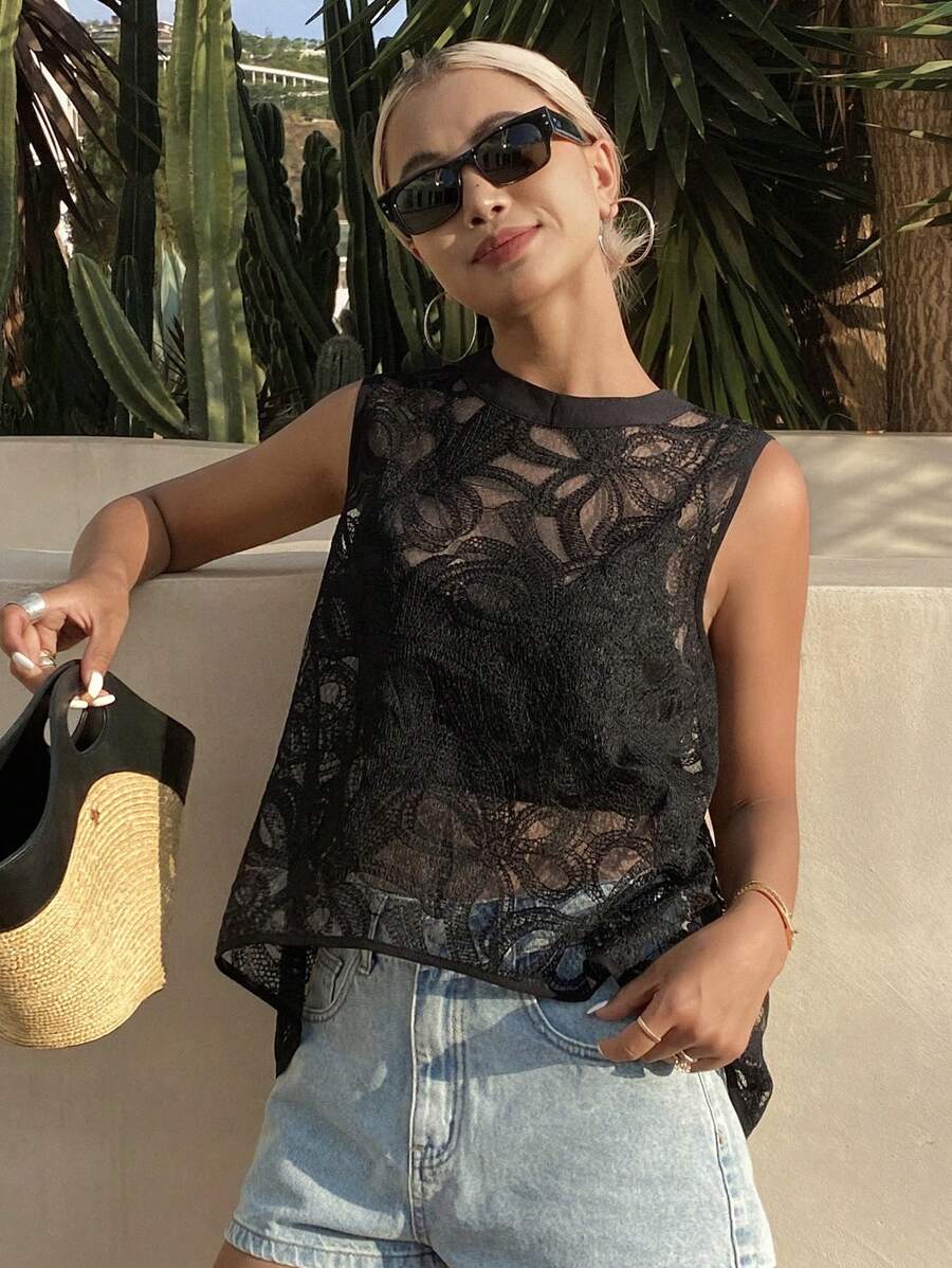 DAZY 女士无袖蕾丝提花欧根纱上衣，适合海滩度假 - 黑色 - 查看 1