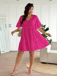 SHEIN Frenchy Plus Size Casual Vacation Textured Plaid V-Neck Loose Babydoll A-Line Dress,Summer Dresses For Women,Dresses Casual