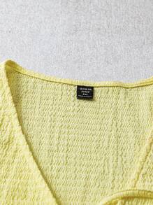 SHEIN LUNE Blusa casual de talla grande para mujer de manga corta, de unicolor y con nudo delantero