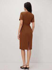 BizChic 2025 女士棕色圆领短袖腰金属腰带连衣裙，浪漫优雅日常时尚百搭商务休闲办公室通勤复古风格女士办公室装女士休闲连衣裙 - 鏽棕色 - 查看 5