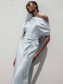 Aveloria Modichic 女式缎面不对称肩部褶饰腰部长裙