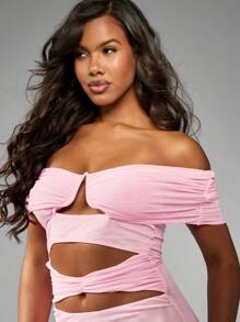 MISSGUIDED Off Shoulder Bodycon Cut Out Mini Dress Ruched Mesh Club Party Night Out Special Occasion Form Fitting Dress Fashion Statement Piece - Pink - View 4