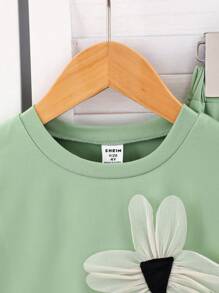 2 Stücke/Set Mädchen Sommer Strick Mode Koordination 3D Blumen Dekor, weiße Rundhals Kurzarm-Oberteile und Hose Set, Mädchen Zweiteiler Outfit grün, 2-teiliges Mädchen-Shirt Set grün, Mädchen-Set grün 5T, mintgrüne Kinderkleidung, Hose Set mit weitem Bein für Kinder