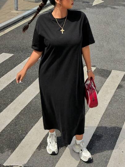 SHEIN EZwear Plus Size Round Neck Short Sleeve T-Shirt Dress  Black Women Dresses