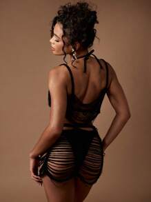 MISSGUIDED Conjunto de dos piezas de fiesta de verano para playa, festival, club, baile con detalles de flecos, shorts cortos y top corto- Ropa de vacaciones para resort estilo hawaiano