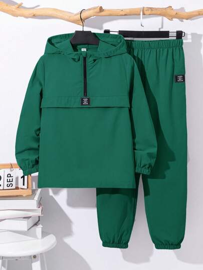 SHEIN Tween Boy Semi-Open Hoodie Jacket And Jogger Pants 2 Pieces Set, Casual Sportswear Style, Suitable For Autumn/Winter Boys Green Two Piece Set, Boys Two Piece Outfit, Kids Green Tracksuit, Teen Boys Green Set Fall