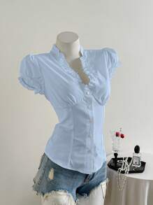 Elamini 美式极简主义白色荷叶边V领短袖衬衫，褶皱收腰女式衬衫 - 淺藍色 - 查看 5