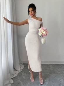 Rafferiza Robe longue fendue, élégante, sexy et mignonne pour les dates de la Saint-Valentin, les soirées et les vacances. En matière tricotée à haute élasticité, avec texture plissée et épaules obliques. Coupe près du corps