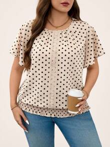 SHEIN LUNE Plus Size Women's Valentine Polka Dot Pattern Lace Trim Hem Fancy Elasticated Short-Sleeved Round Neck Pullover Blouse For Summer