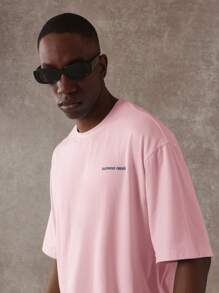 SUMWON 超大夏季 T 恤运动街头服饰签名图形徽标背面印花青年都市当代系列时尚短袖休闲 T 恤