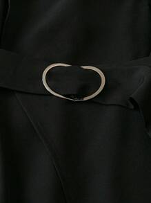 SHEIN Clasi Bộ 2 món thời trang nữ tính giản dị sang trọng cỡ lớn màu đen và trắng - Đen và trắng - Xem 4