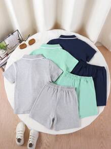 Conjunto de 6 piezas de nuevo estilo para niños pequeños con camiseta tipo polo de unicolor con estilo universitario y pantalones cortos con cintura elástica, atuendo casual y cómodo para exteriores, multicolor