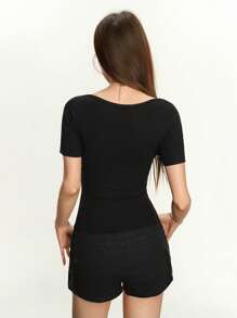 Rina Fox Áo thun nữ cổ chữ V đính đá trang trí ôm vừa vặn phong cách retro sang trọng mùa hè mới, áo trơn màu - màu đen - Xem 3