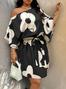SHEIN Clasi Plus Size Women Floral Print Asymmetric Neck Fashion Casual Vacation Dress