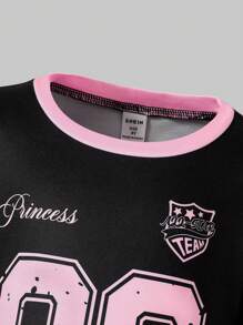 SHEIN 2件套女童休闲简约数字印花T恤和短裤，适合夏季穿着