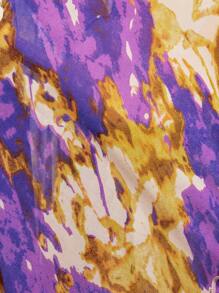 Aveloria Modichic 优雅浪漫的扎染印花雪纺连衣裙，配有纽扣系带腰带和荷叶边装饰，长袖长款连衣裙，适合度假穿着。 - 紫色 - 查看 7