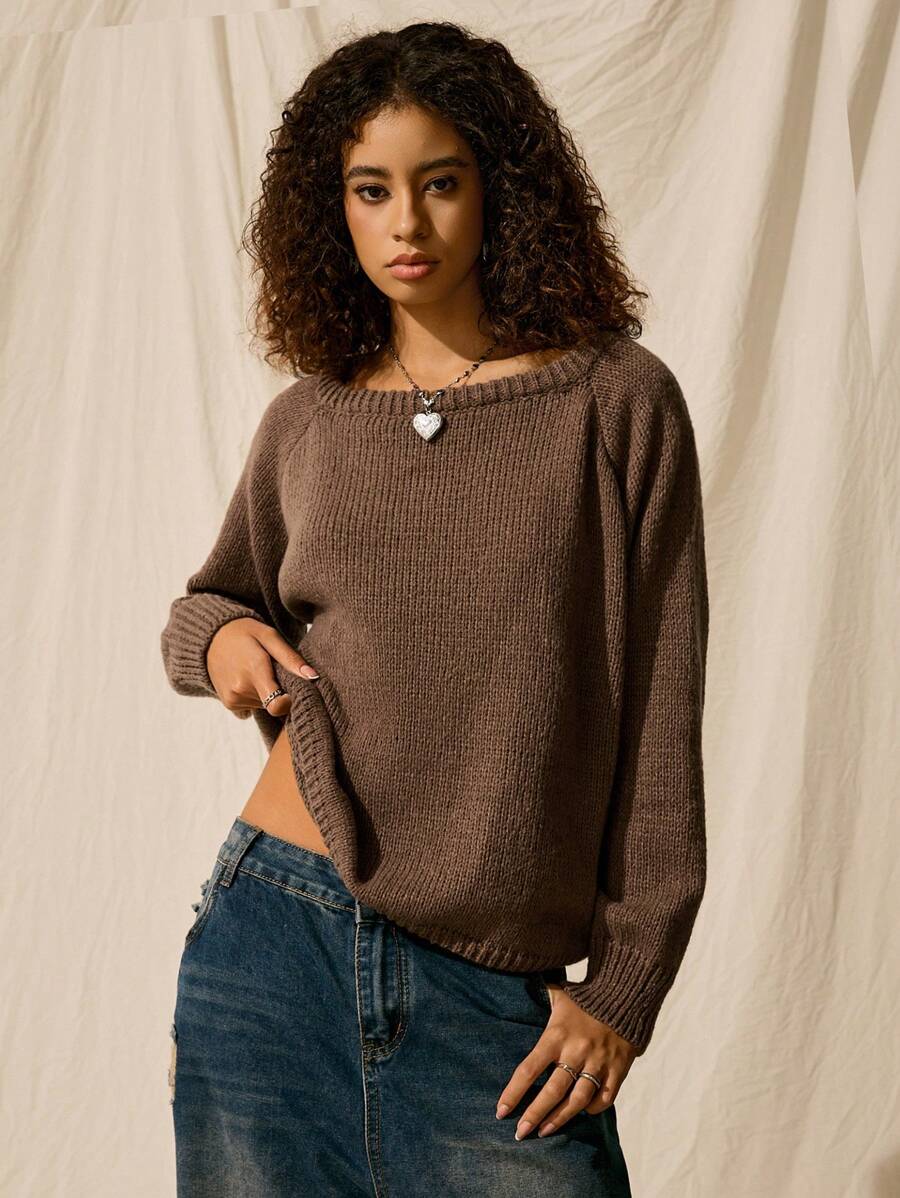 SHEIN EZwear Suéter casual de manga raglán color caqui sólido, suéter con hombros descubiertos para otoño/invierno - Caqui - Ver 1