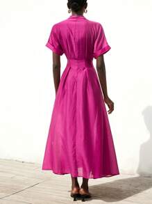 Aveloria Modichic Elegantes Kleid mit V-Ausschnitt Kragen, plissierter Taille und weitem Saum, atmungsaktiver strukturierter Stoff für den Sommer - Heißes Pink - Übersicht 2