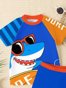 SHEIN Leap Crew Conjunto de Camiseta de Manga Curta com Gola Redonda, Shorts e Roupa de Banho Casual e Folgado para Menino no Verão - Multicolorido - Visão 3