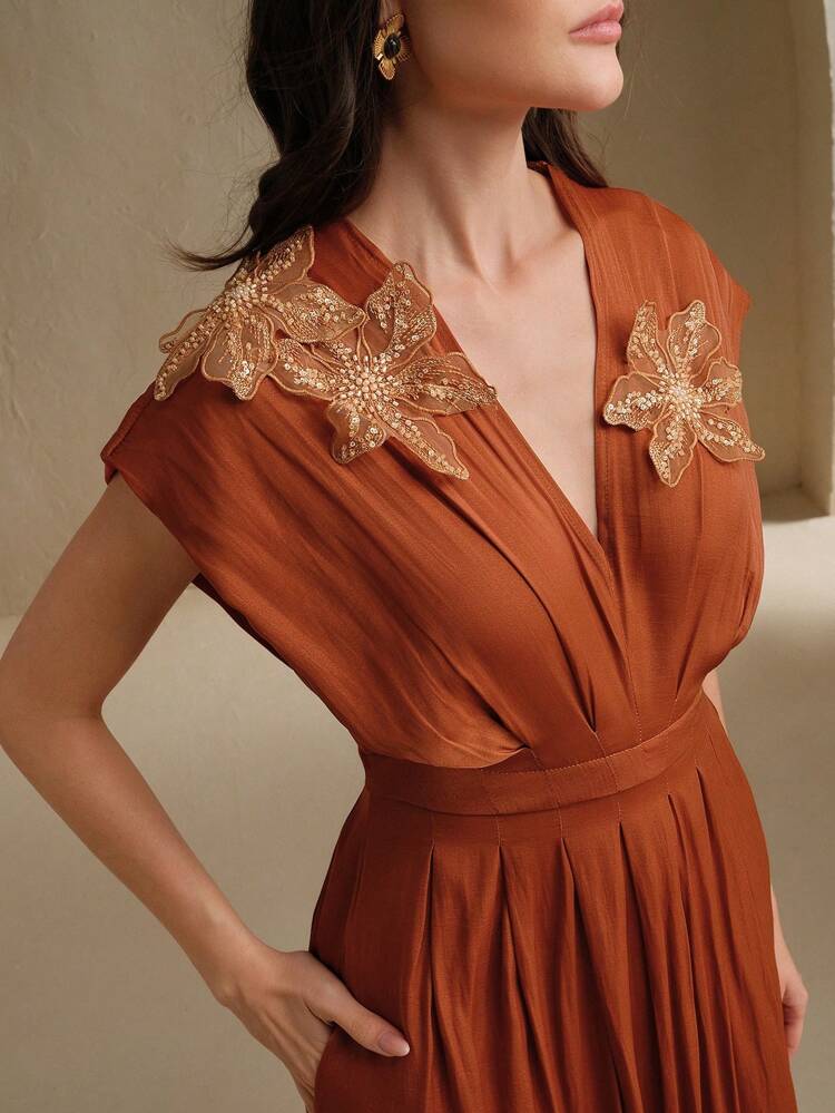 Elegant V-Neck Waist Cinched Floral Decor Dress, Suitable For Graduation, Festival, Holiday, Elegant Occasions, Vacation, Old Money Style, Date Night