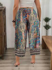 EMERY ROSE Plus Size Women Loose Allover Print Vacation Capri Pants With Pockets, Summer