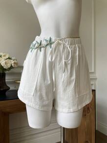 SHEIN EZwear 夏季宽松休闲白色系带腰斜口袋棉麻短裤 - 白色 - 查看 3