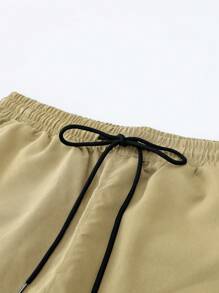 Manfinity Homme Pantalones cortos casuales con cintura con cordón y bolsillos cargo para hombres de talla grande - Caqui - Ver 3