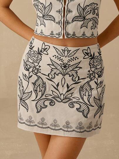 Enchnt 春夏浪漫女士亚麻白色波西米亚风精致玫瑰刺绣挂脖 V 领露背上衣和可爱迷你裙套装，甜美优雅，适合度假、约会、节日、派对、毕业典礼和海滩，女士夏季服装，女士两件套，夏季服装，日常穿着两件套