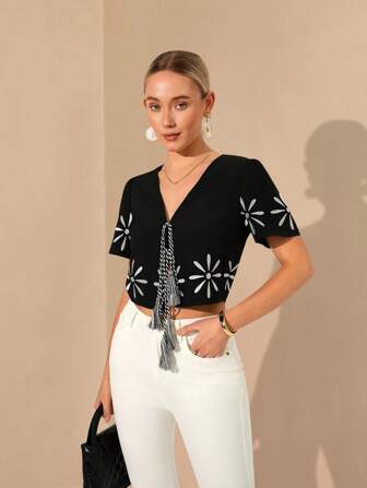 Vesra 夏季时尚刺绣 + 流苏装饰抽绳下摆短款衬衫