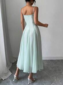 Firerie Vestido midi con volantes, cuello cuadrado y tirantes con drapeado, en color verde claro. Elegante para el Día de San Valentín, boda, cita, vacaciones