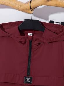 SHEIN Set de 2 piezas para niño preadolescente: Chaqueta tipo sudadera con cremallera media y pantalones con puño elástico, estilo deportivo casual para otoño/invierno - Burdeos - Ver 3