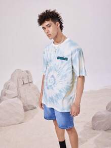 The Smurfs X SHEIN Camiseta oversize de hombre con estampado de dibujos animados y teñido anudado, camiseta gráfica de verano